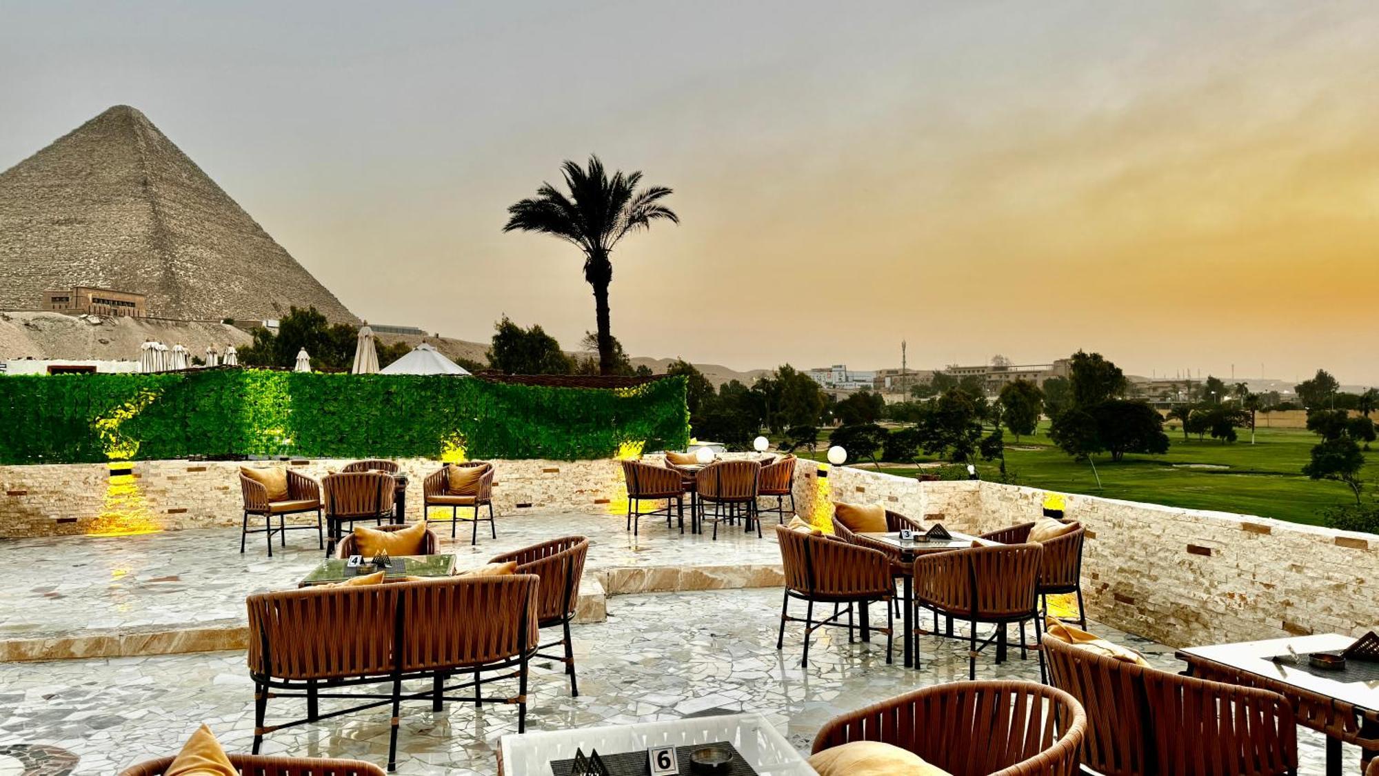 Golf Pyramids View Hotel Kafrat al Jabal Exterior photo
