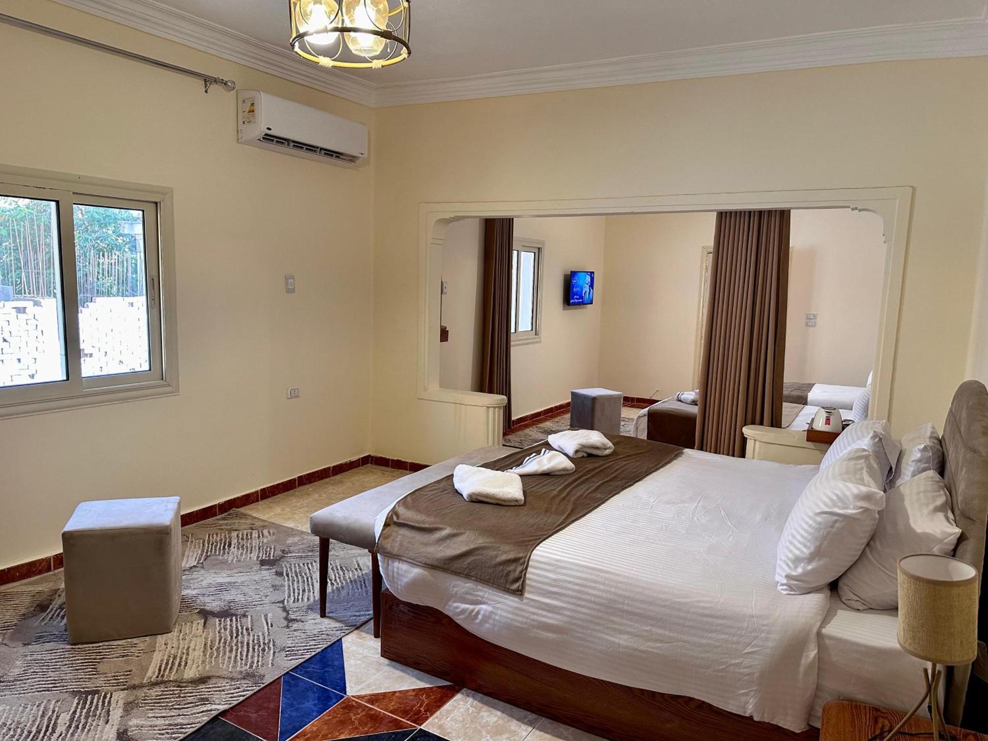 Golf Pyramids View Hotel Kafrat al Jabal Exterior photo