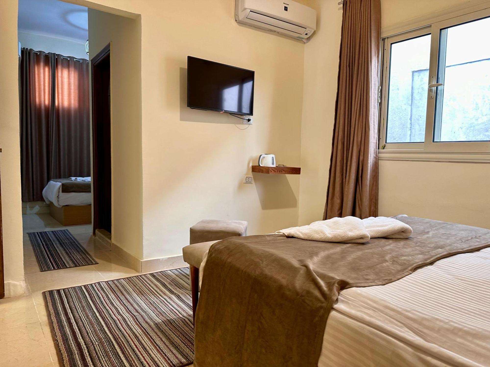 Golf Pyramids View Hotel Kafrat al Jabal Exterior photo