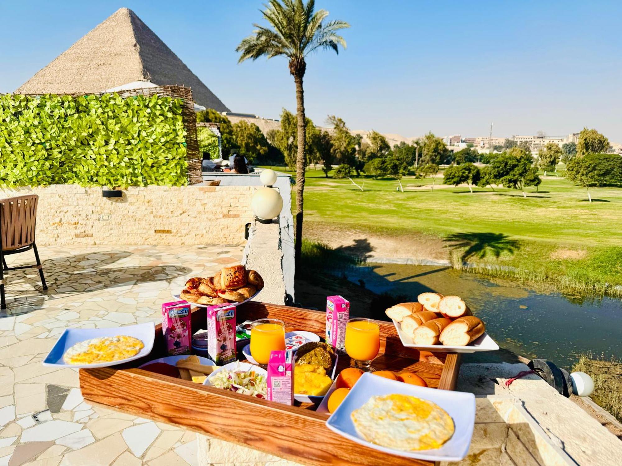 Golf Pyramids View Hotel Kafrat al Jabal Exterior photo